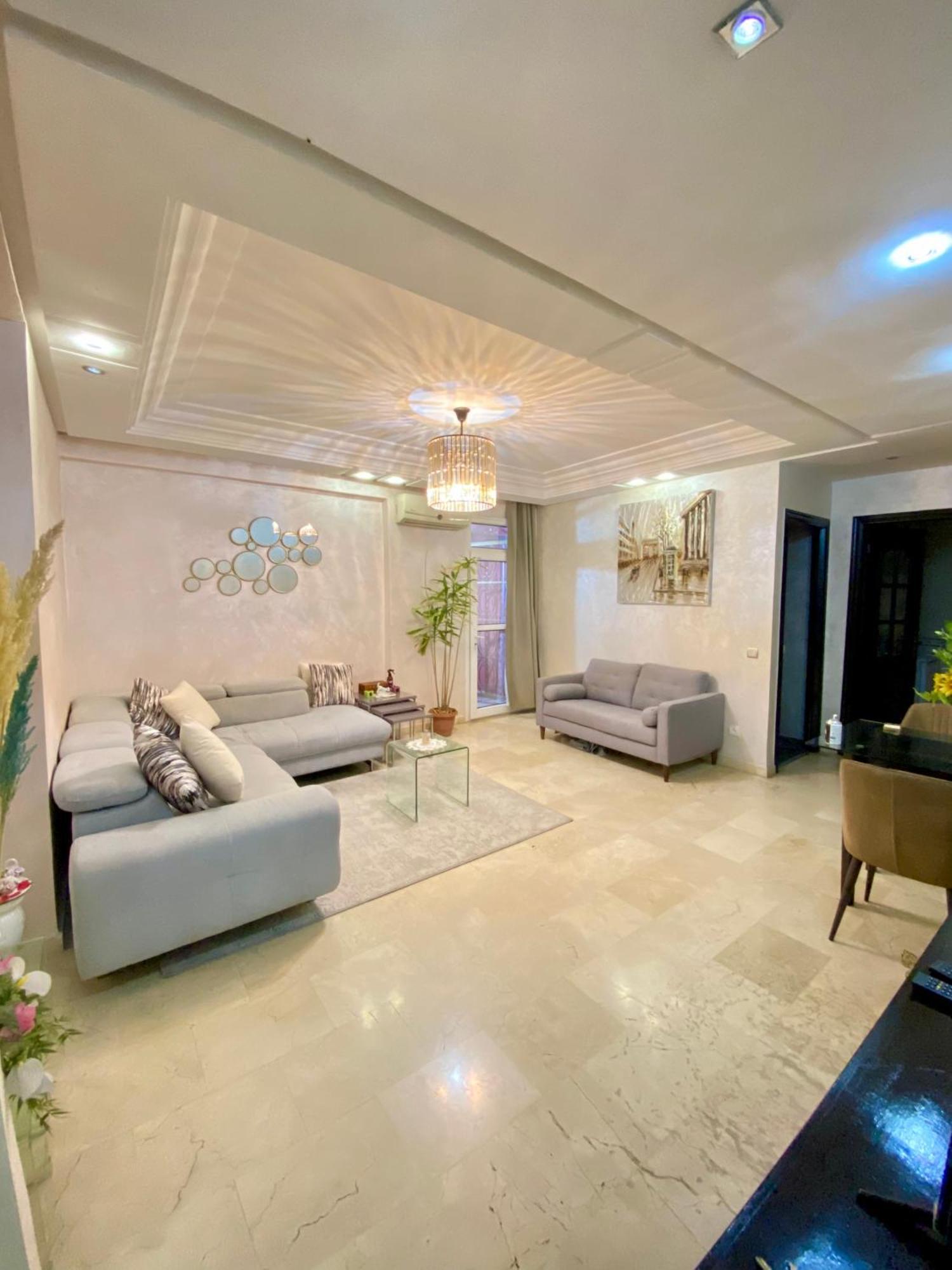 Appartement De Lux Casablanca Esterno foto